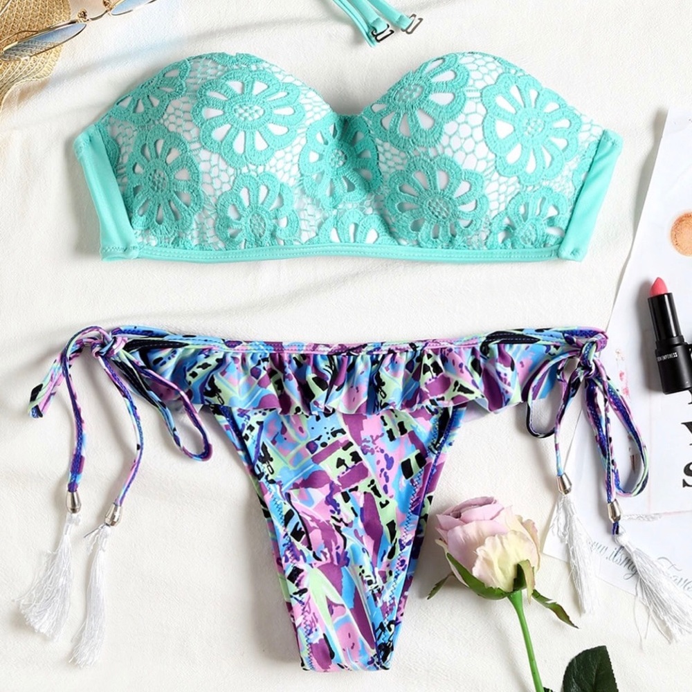 Bandeau Applique Push Up Ruffled Bikini